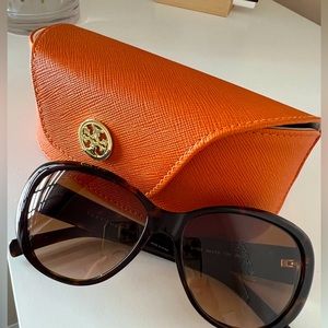 TORY BURCH TY 7005 510/8                      CLASSIC TORTOISE SHELL SUNGLASSES